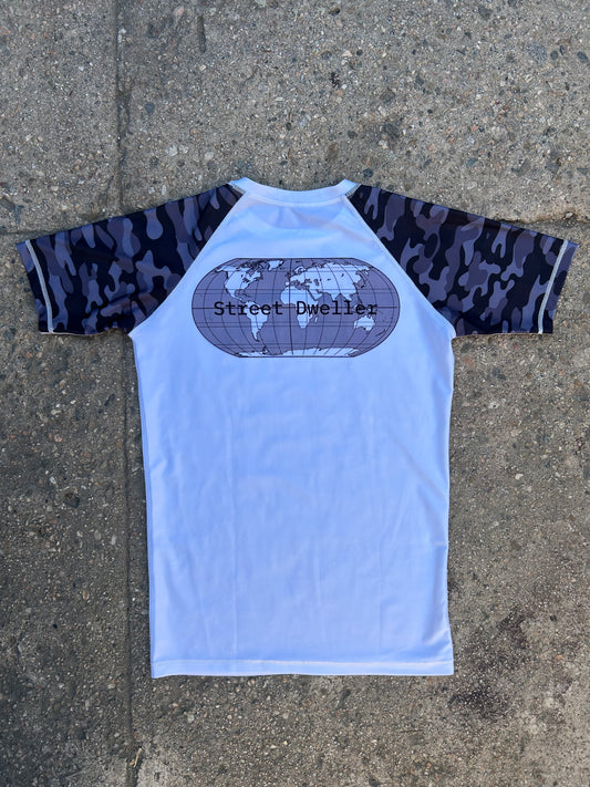 Global Street Dweller Rash Guard : White/Urban Camo